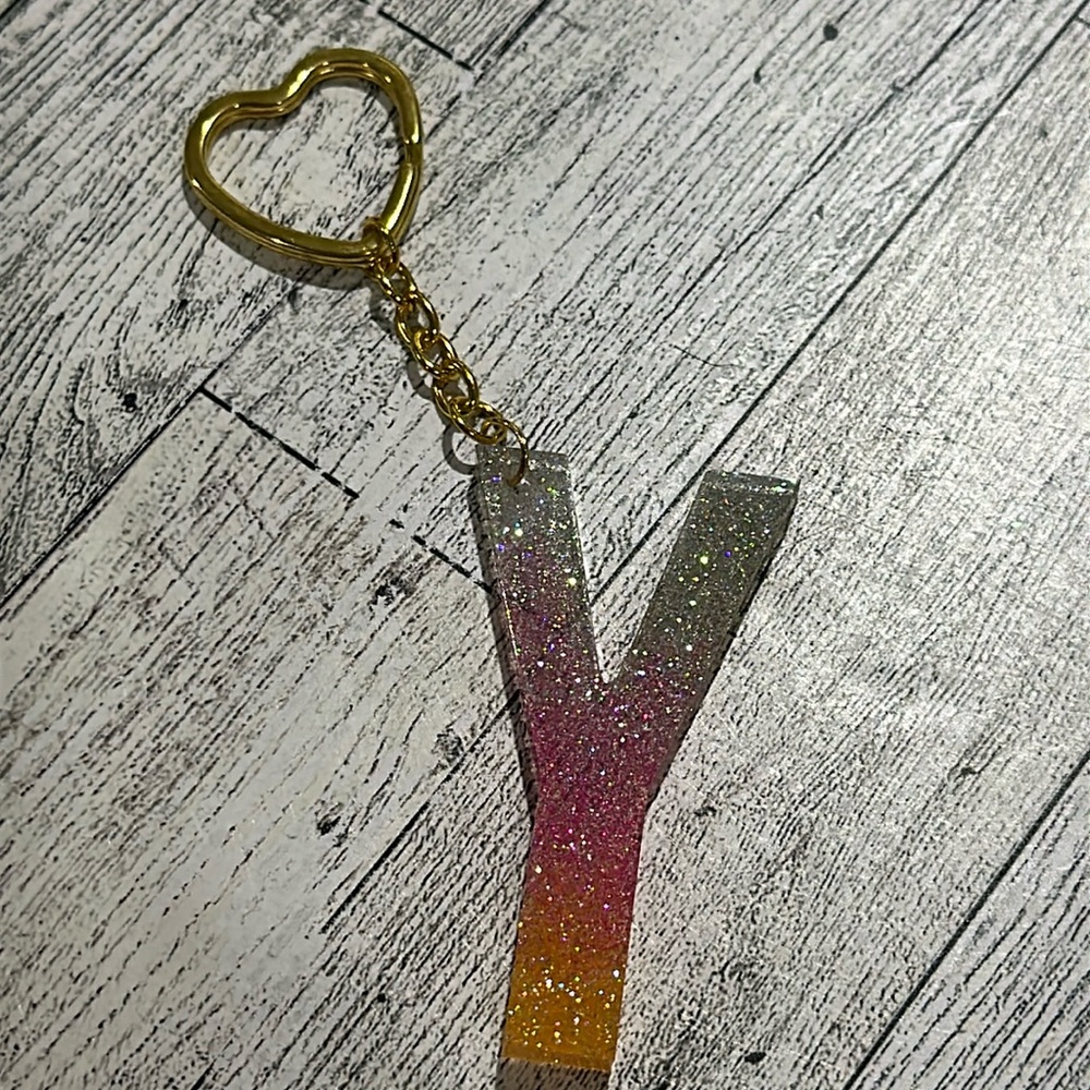 Resin sparkling monogram Y key chain handmade